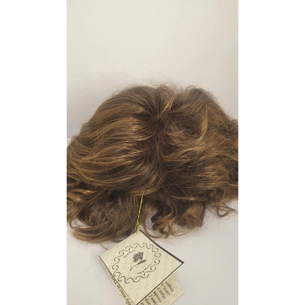 Tony of Beverly Sonya Wig 27T33B Auburn Blonde Curly Layered Bob Synthetic